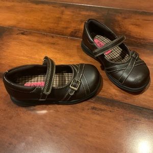 Toddler Girl Brown Mary Janes Sz. 8